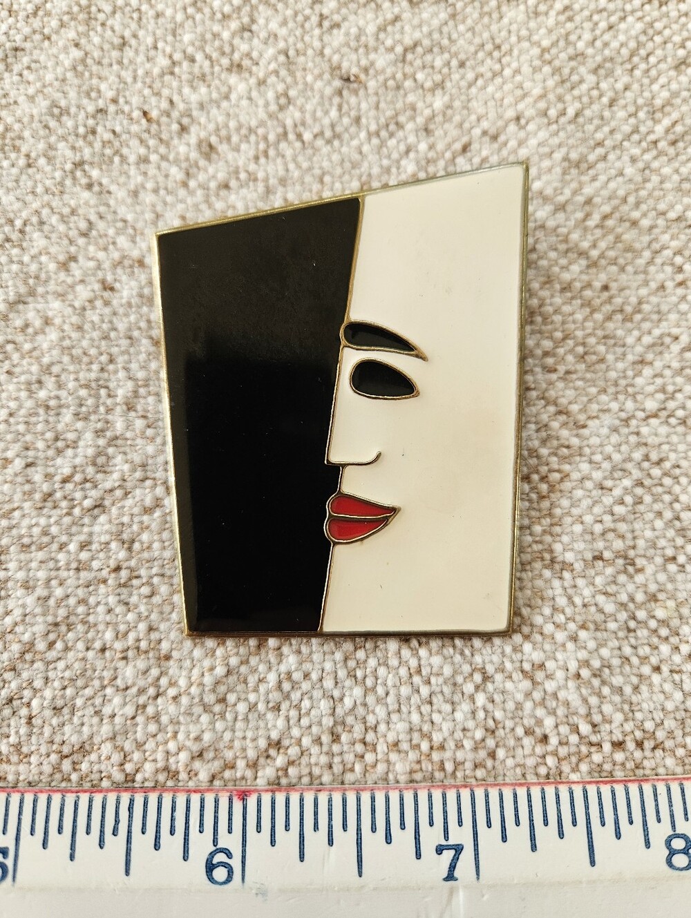 Brooch Large Black and White Enamel Face With Red Lipstick